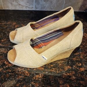Tom's Wedges